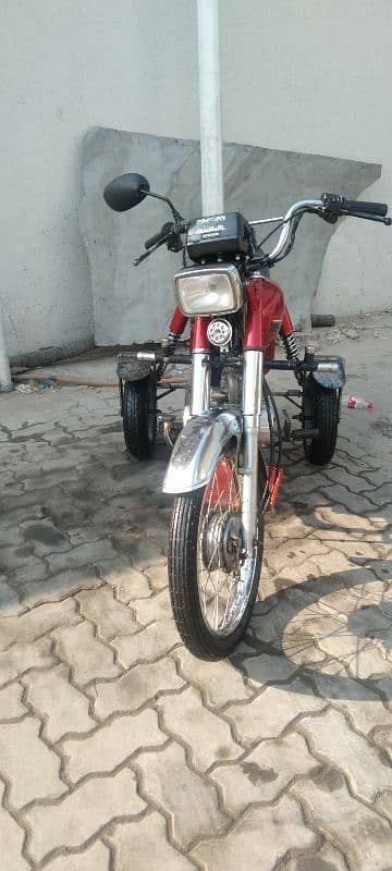 Super Star 70cc Self Start Bike 7