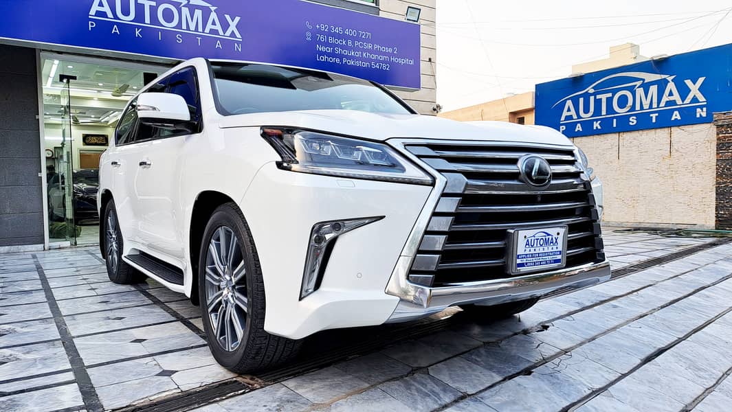 LEXUS LX Series LX570 - 2016 1