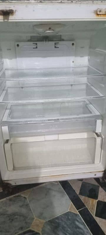 LG Brand Fridge For Sale urgent 4