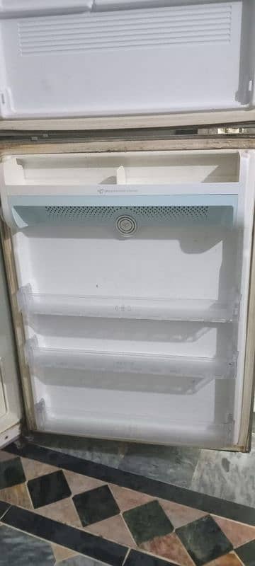 LG Brand Fridge For Sale urgent 5