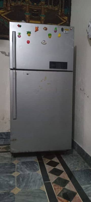 LG Brand Fridge For Sale urgent 6