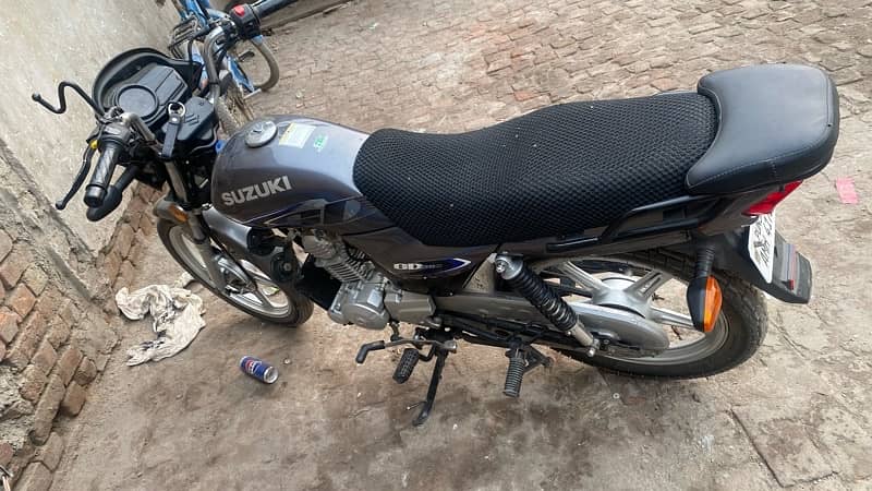 Suzuki gd 110s 10/10 condition total jeniun 2