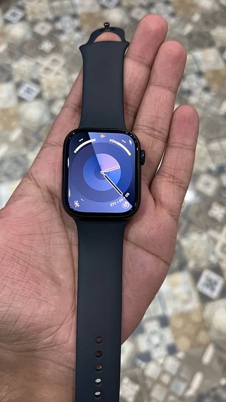 Apple Watch Series 9 45mm 11 months warranty 3