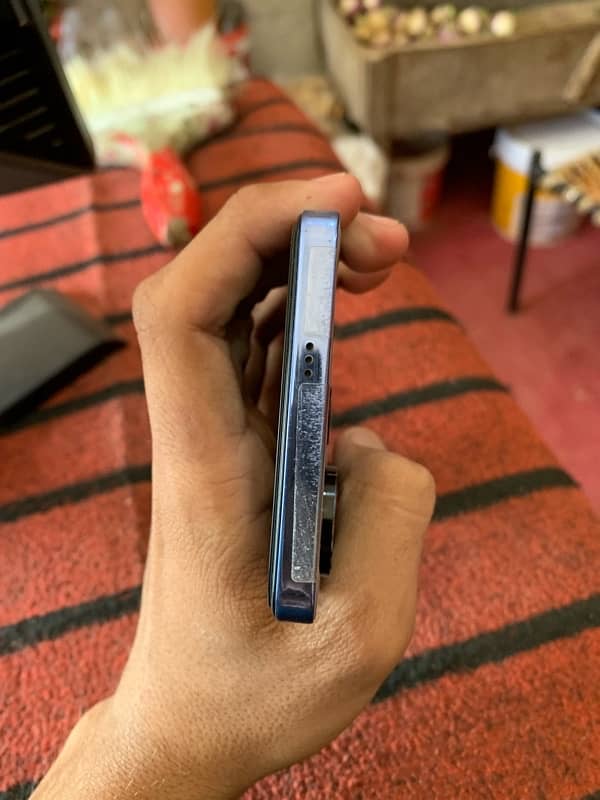 tecno camon 20 pro 7