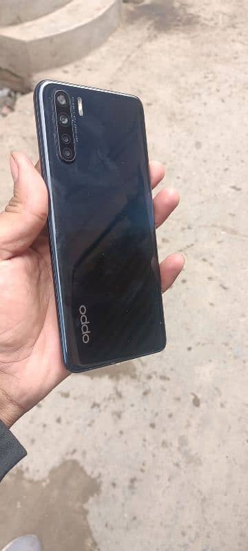 oppo f15 1