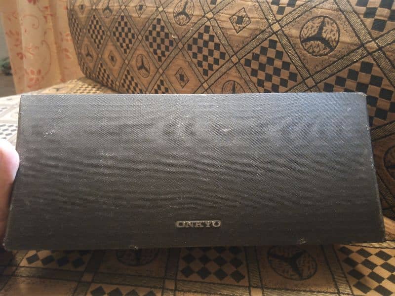 Onkyo Center Speaker 120 watts Model SKC 340C 4