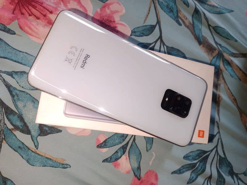 Redmi Note 9 Pro 10/10 6/128 with original box + Original charger 1