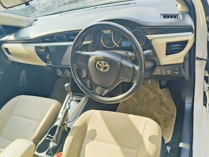 Toyota Corolla GLI 2015 9