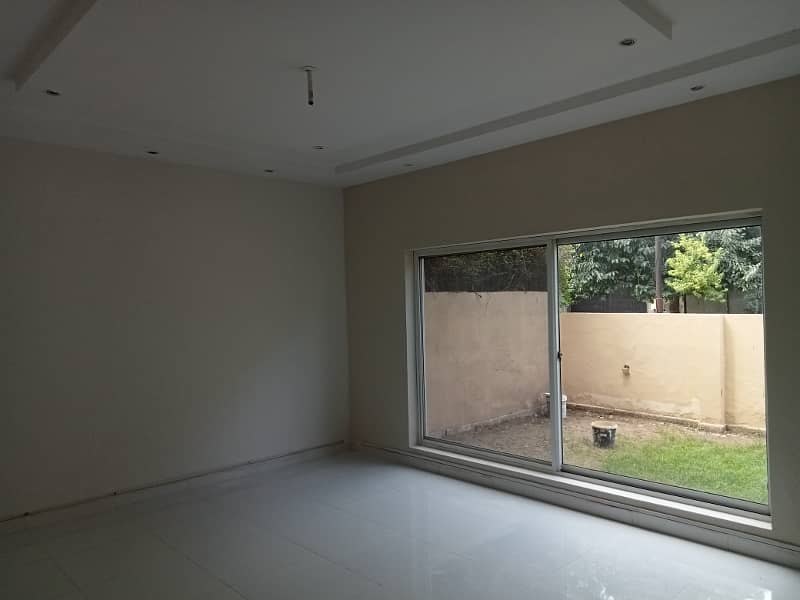 7 KANAL OLD HOUSE FOR SALE JAIL ROAD GULBERG MALL ROAD UPPER MALL SHADMAN LAHORE 22