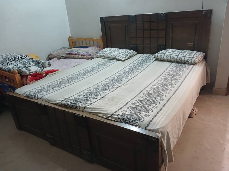 Bed set for sale 3