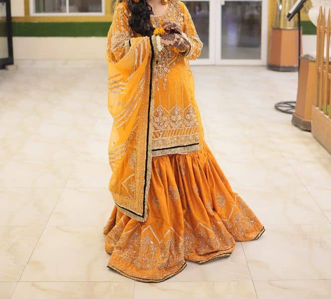 Best Bridal Mehndi Dress 0