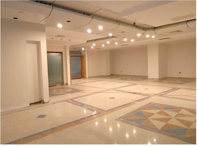 Investment Corridor And Builders Proudly Offer Area 1200 Square Feet Corporate Office Available For Rent in Main Boulevard Road Gulberg 3 Lahore 6