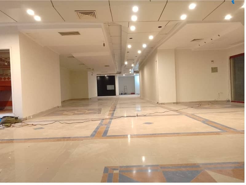 Investment Corridor And Builders Proudly Offer Area 1200 Square Feet Corporate Office Available For Rent in Main Boulevard Road Gulberg 3 Lahore 9