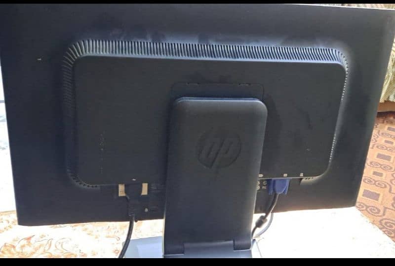 HP LED 23 MONITOR FOR SALE 1