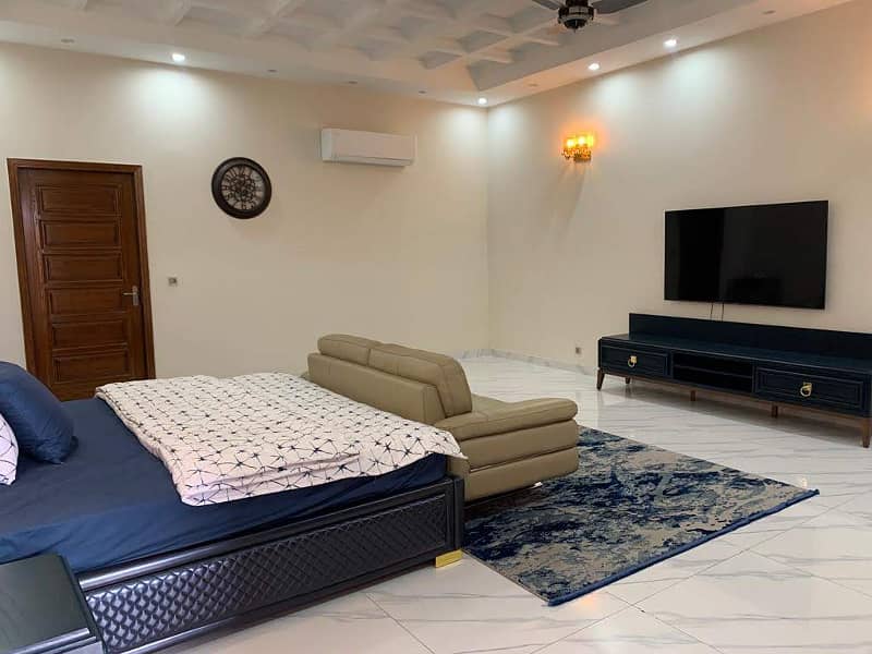 CANTT,1 KANAL 10 MARLA LUXURY HOUSE FORE RENT GULBERG AND MODEL TOWN LAHORE 10