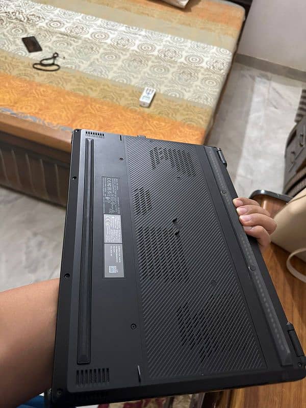 Asus ROG zephyrus M16 Full Box 0