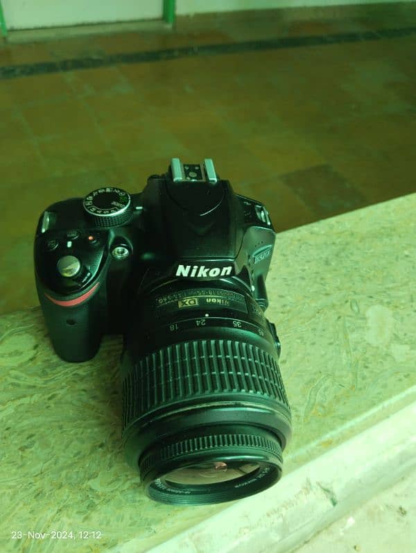 Nikon d3200 high quality with 18-55 len 1