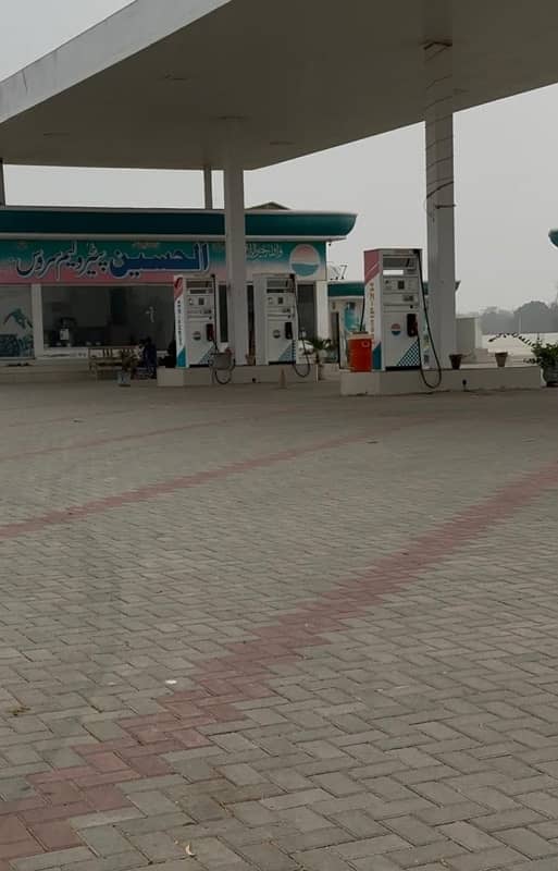 Al Hussain filling station 1