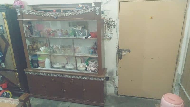 Showcase urgent sale 2