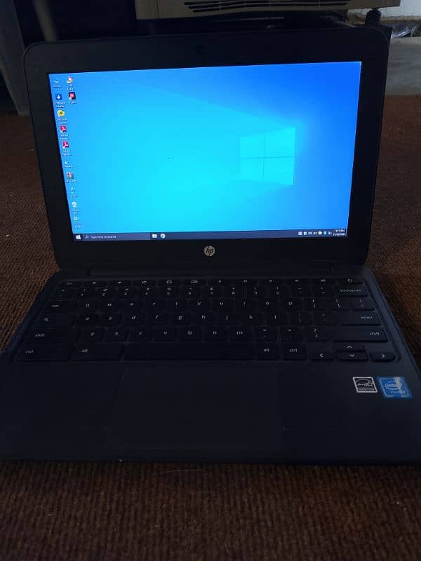 Dell chrome book laptop 0