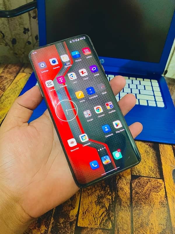 ONE PLUS 7T PRO MACLAREN EDITION 8