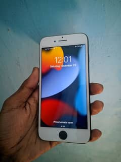 iphone 7 - 128gb non pta 10\10 condition