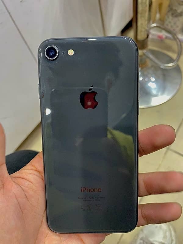 Iphone 8 non pta Water pack No any Falut Bettery Health 95 Gb 64 0