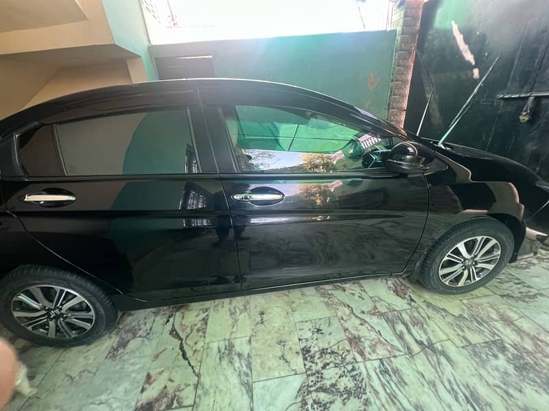 Honda City IVTEC 2021 4