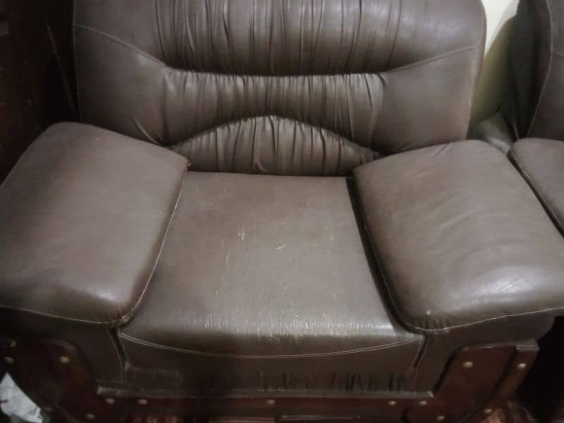 sofa set for sale. 1