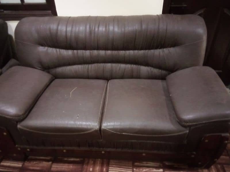 sofa set for sale. 2