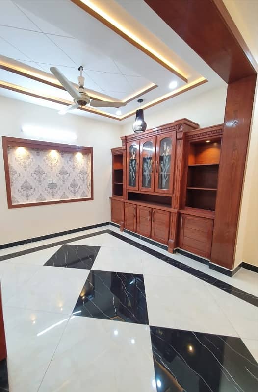 14 Marlas Tile Flooring House With Gas & Water Bore Near Kashmir Highway G-14/4 13