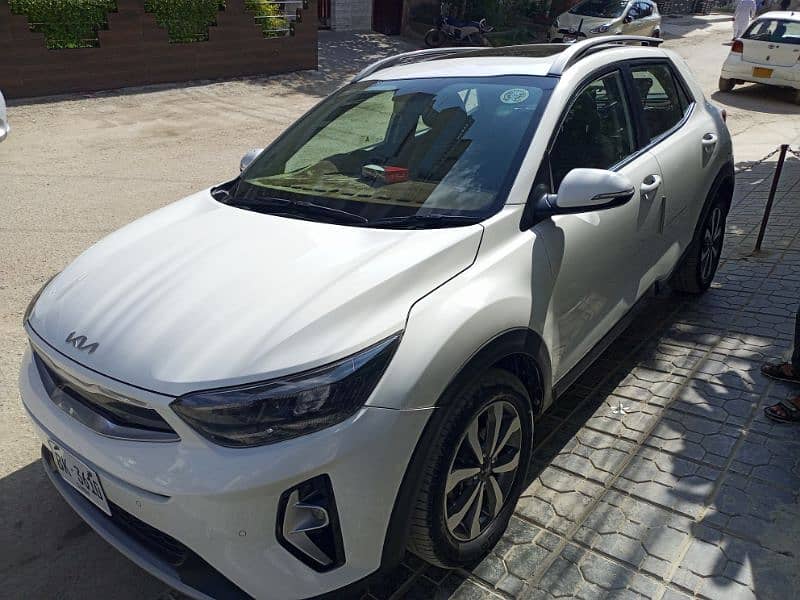 KIA STONIC 2022 Ex+ look like a new 9