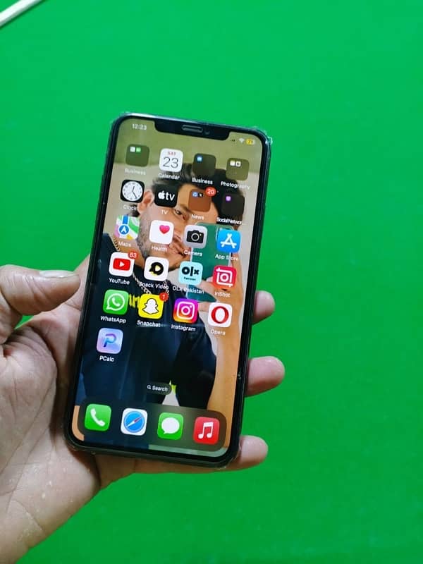 iphone 11pro max 64gb 2