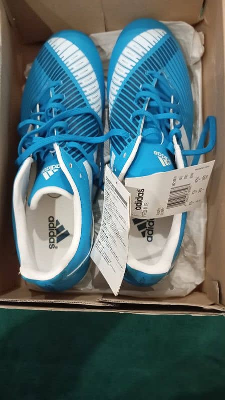 Adidas Brand New Football Shoes UK size 8.5 1