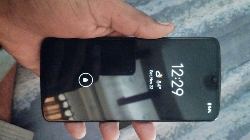 moto Z4 urgent sale 0