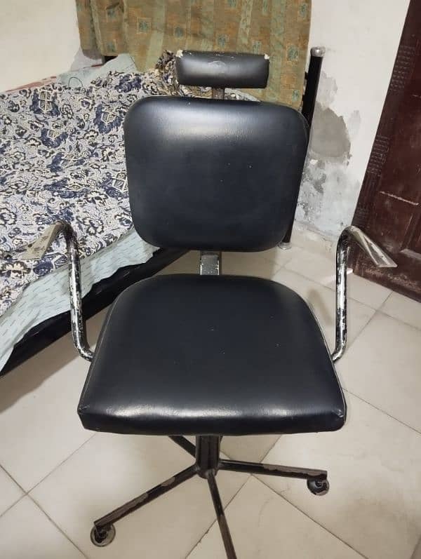 barber cutting chair for sale 0