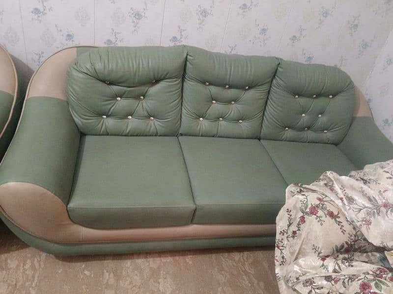 5 seater sofa 0