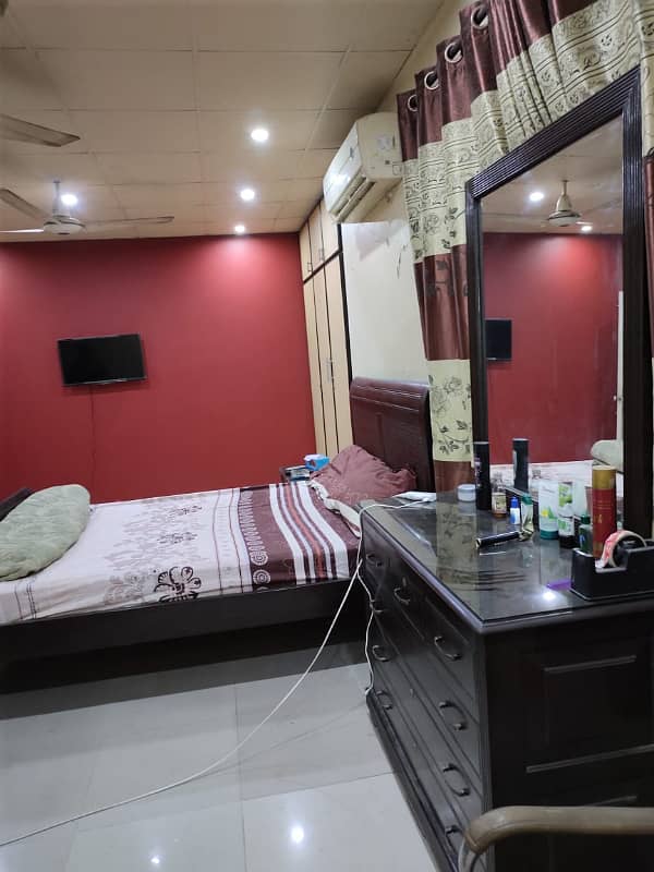 2 bed lounge Fully Renovated Fully Furnished 1st Floor 10