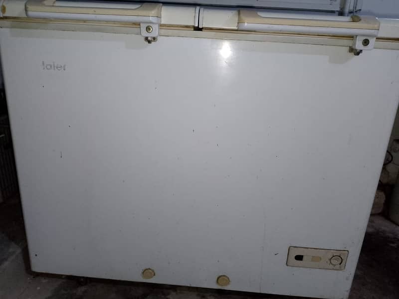 HAIER DOUBLE DOOR FREEZER 0