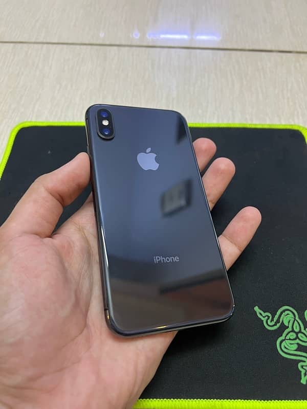 iPhone X - 256GB (PTA Approved & Sealed) 1