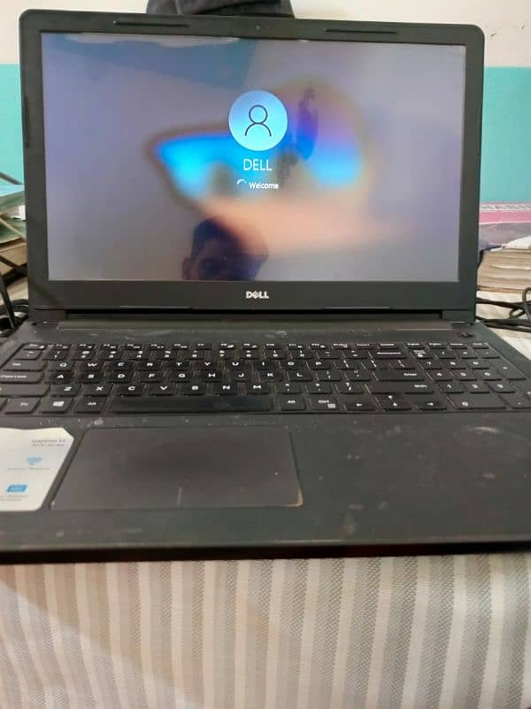 Laptop 10/9 core i3 5th generation 2