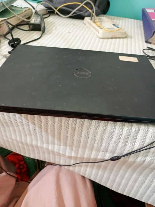 Laptop 10/9 core i3 5th generation 4