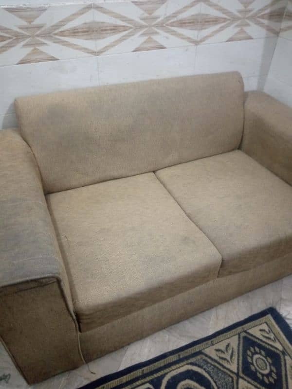 Used sofa for sell 0