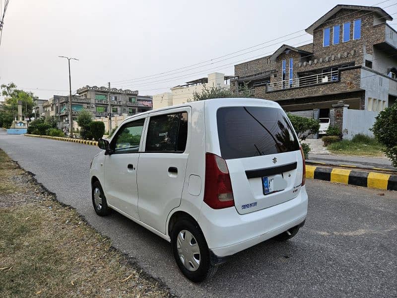 Suzuki Wagon R 2018 3