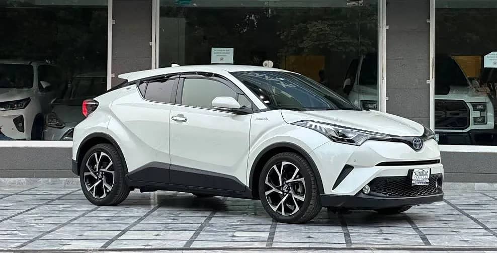 TOYOTA C-HR Hybrid - 2018 1