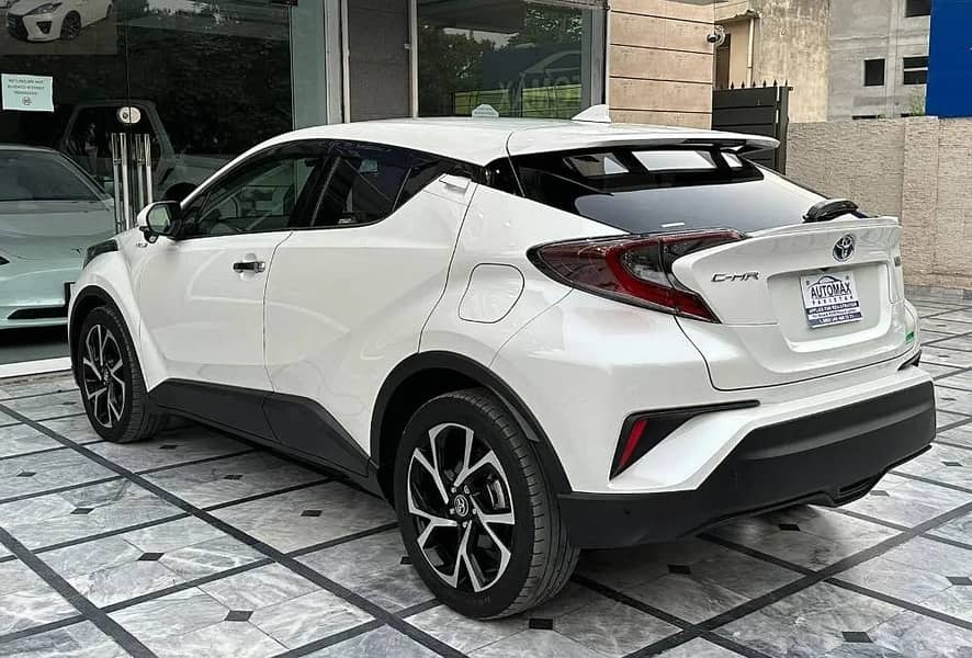 TOYOTA C-HR Hybrid - 2018 7