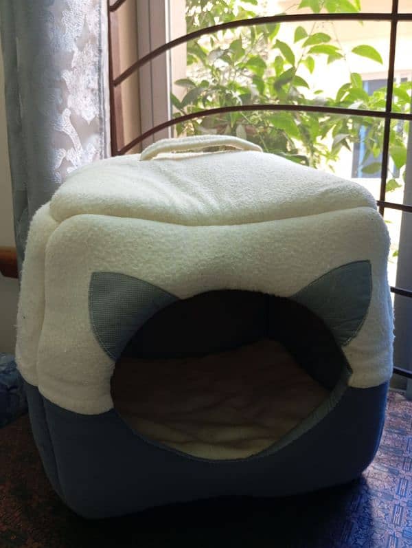 cat house / bed 1