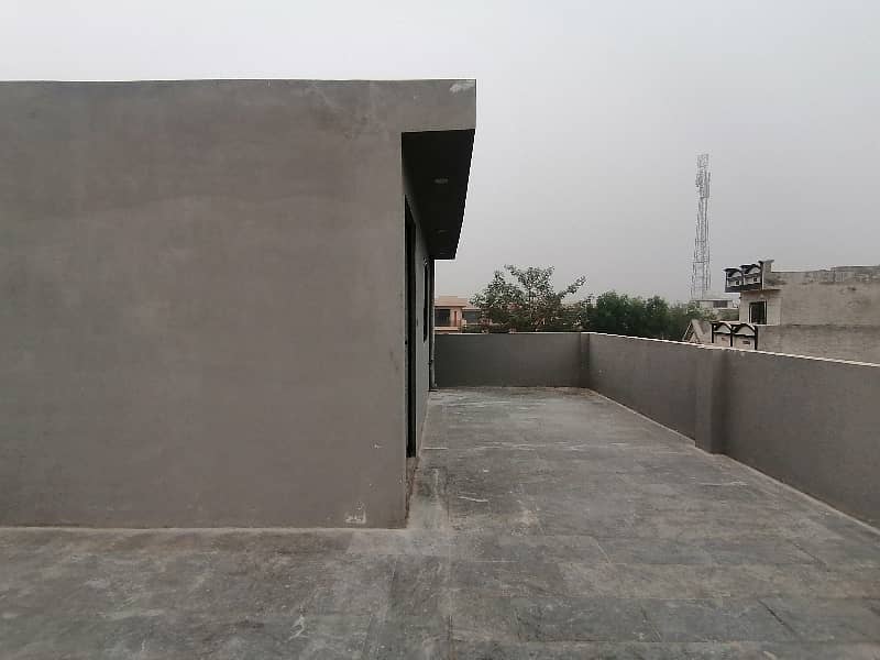 Ideal Prime Location House Is Available For sale In Lahore 23