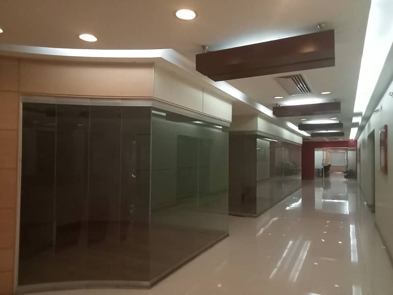 3500 SQ. FT OFFICE TRYCONE MALL OF LAHORE ASKRI TOWER SHAHEEN CPMPLEX LAHORE 9