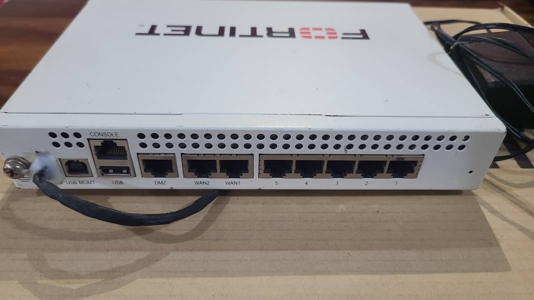 FortiGate-60C Network Security Firewall Fortinet FG-60C (Branded Used) 2